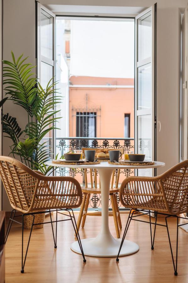 Hostly Rivero 2A Center Loft-Fibre-Communal Terrace-Parking Optional-Cless Seville Exterior photo
